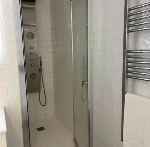 Modern 1 Bedroom Center Appartamento Aveiro